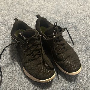 Women’s Size 12 Nike volleyball shoes